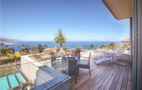 Awesome home in La Quinta with Outdoor swimming pool, WiFi and 3 Bedrooms